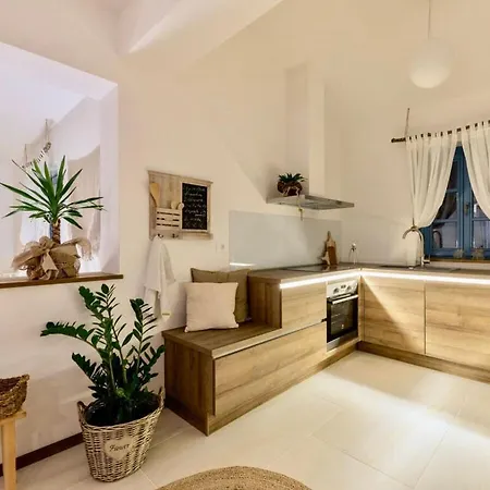 Vila Charming With Pool And Jacuzzi *