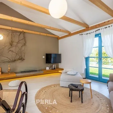 Charming With Pool And Jacuzzi Villa Umago